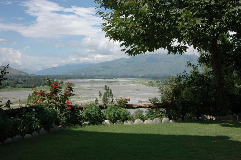 Rock City Resort Mingora Dış mekan fotoğraf