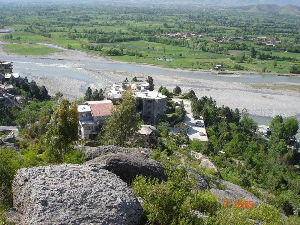 Rock City Resort Mingora Dış mekan fotoğraf