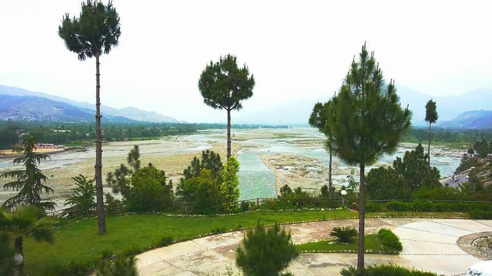 Rock City Resort Mingora Dış mekan fotoğraf